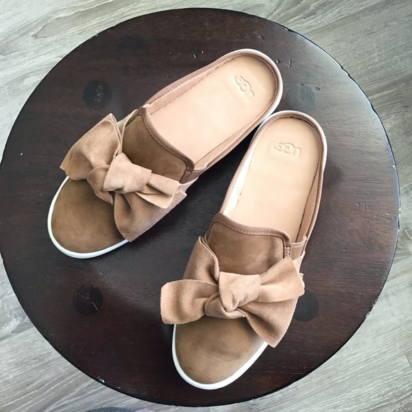 luci bow sneaker mule